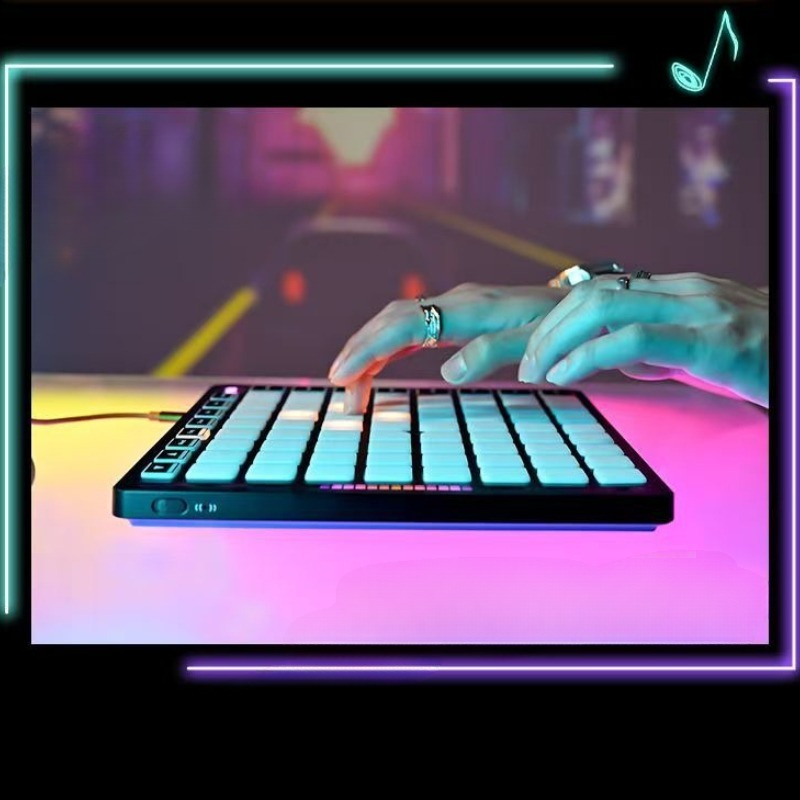 64-клавишный MIDI-контроллер п – обзор и цена Midi Controller Pad